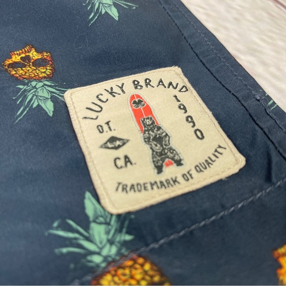 LUCKY BRAND Men's Boy's dark blue pineapple skull shorts NWT, size 20 - Picture 5 of 13